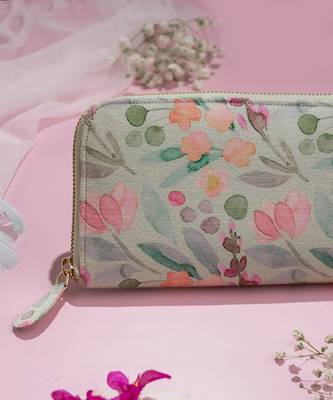 Green cynthia floral printed wallet 2