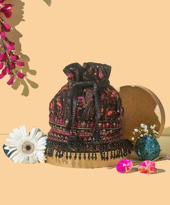 Black rumi potli bag 1