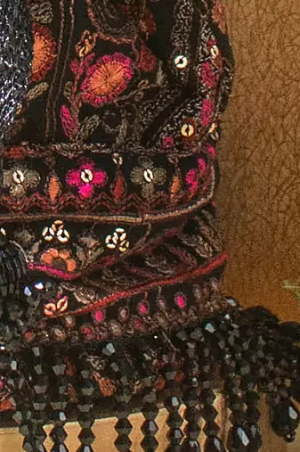 Black rumi potli bag