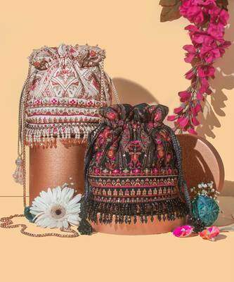 Off white rumi potli bag 5