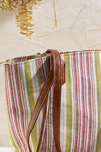 Pink brown new yorker tote bag