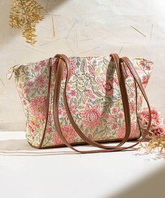 Multi color ivy floral embroidered tote bag 1