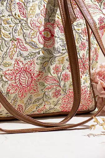Multi color ivy floral embroidered tote bag