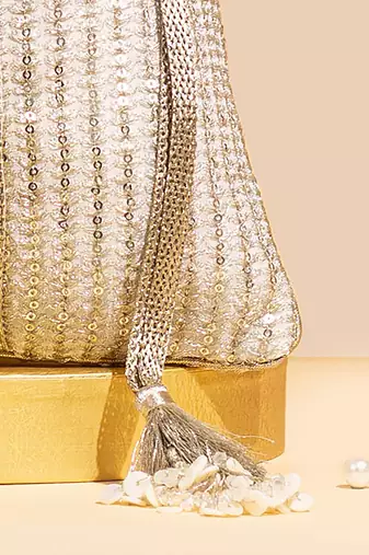 Champagne tara potli bag