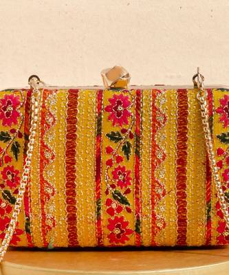 Mustard zuri box clutch 3