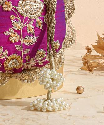 Purple purple embroidered scallop potli bag 4