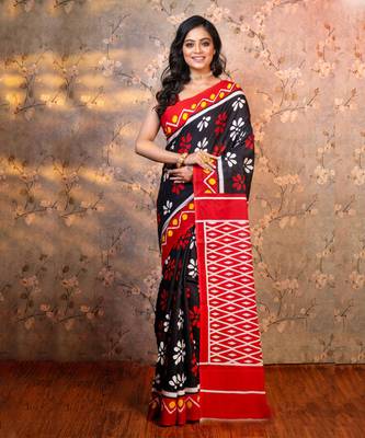 Black  bagru malmal cotton saree with multicolor floral motifs with running blouse piece 1
