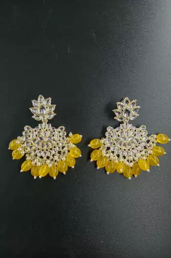   Traditional Chandbali earrings for wo  and girls