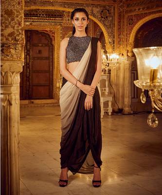 Black shimmer cowl skirt saree 1