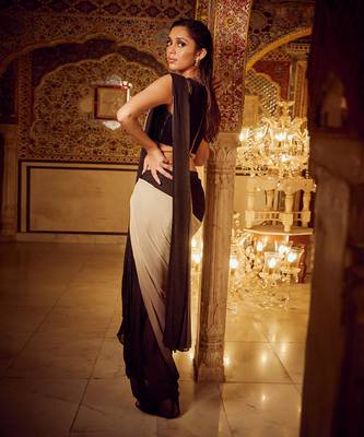Black shimmer cowl skirt saree 3