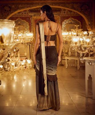 Black shimmer slit saree 5