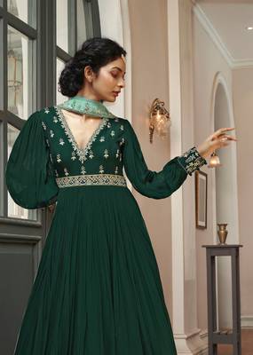 Trendmalls  Georgette Embroidery Anarkali Kurta Pant Set with Dupatta 5