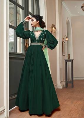 Trendmalls  Georgette Embroidery Anarkali Kurta Pant Set with Dupatta 6