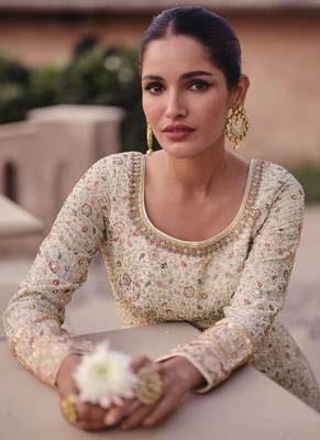 Off white georgette embroidered anarkali suit 3