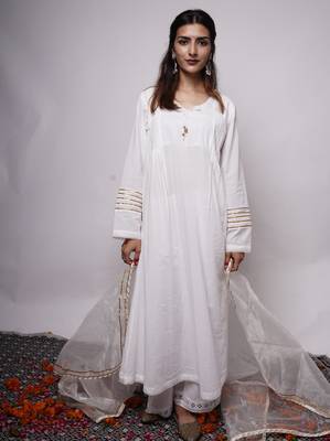 White Plain Cotton Kurti Wide Leg Pant Dupatta 5