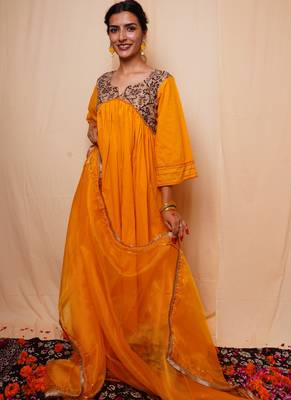 Mustard Printed Cotton Kurti Pant Dupatta 1