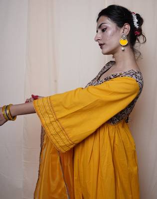 Mustard Printed Cotton Kurti Pant Dupatta 3