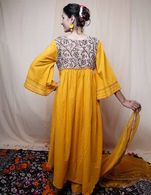 Mustard Printed Cotton Kurti Pant Dupatta 5