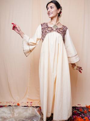 Beige Printed Cotton Kurti Pant Dupatta 3