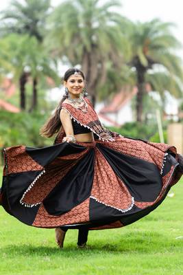 Multicolored Color Pure Cotton Printed Navratri Semi -Stitched Chaniya Choli  3