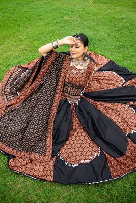 Multicolored Color Pure Cotton Printed Navratri Semi -Stitched Chaniya Choli  4