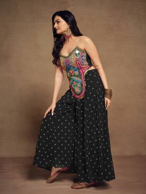 Black embroidered georgette co-ord set 3