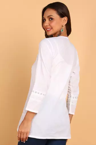Ethnic motifs embroidered chikankari cotton short white kurti
