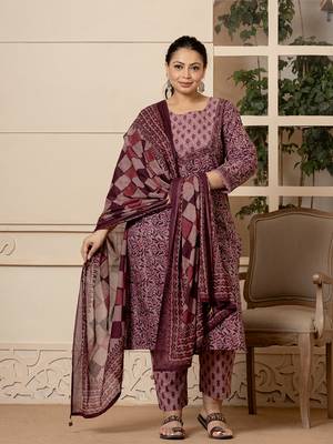  cotton purple kantha work plus size kurta dupatta pant set 1
