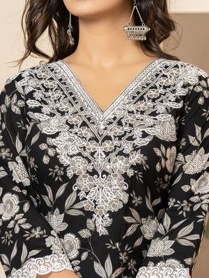  black embroidered kurta dupatta set 4