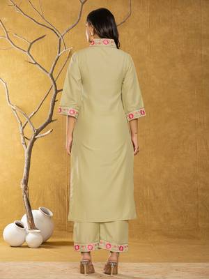  green silk blend pakistani style kurta dupatta set 3