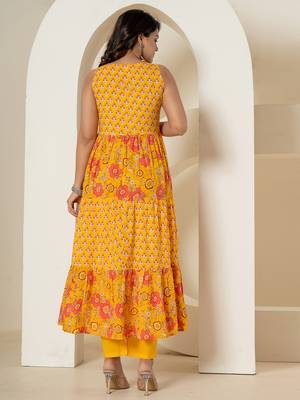  yellow pure cotton fit and flare tiered kurta trouser & dupatta set 3