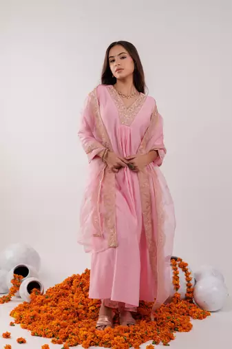  pink silk embroidered kurta dupatta set
