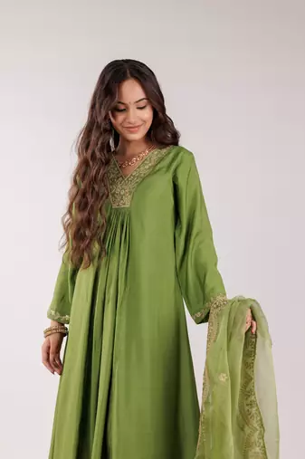 green silk embroidered kurta dupatta set