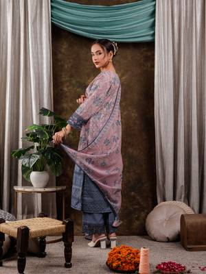  pink cotton schiffli floral print kurta dupatta set with lace detailing 2