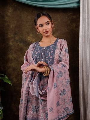  pink cotton schiffli floral print kurta dupatta set with lace detailing 5