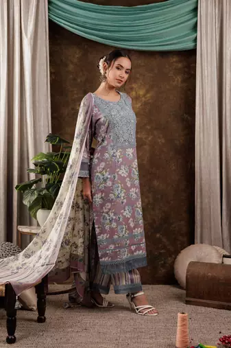  cotton kurta dupatta set with lace detailing