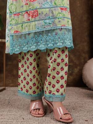  green floral print pure cotton beads straight kurta dupatta set with lace detailing 5