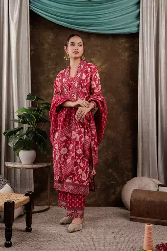  hot pink floral print pure cotton beads straight kurta dupatta set with lace detailing