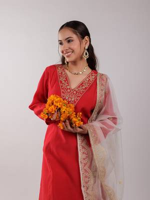  red silk embroidered kurta dupatta set 5