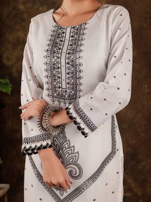  white cotton paisley straight kurta dupatta pant set 4