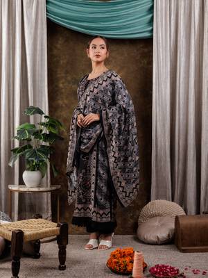  pure muslin silk black ethnic motifs kurta dupatta set 2