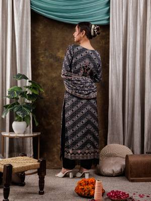 pure muslin silk black ethnic motifs kurta dupatta set 3