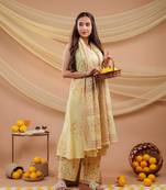 cotton yellow sleeveless kurta dupatta set