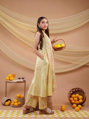  cotton yellow sleeveless kurta dupatta set 2