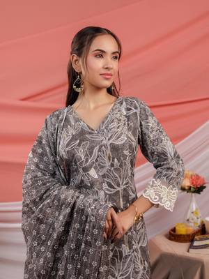  grey floral print cotton straight kurta trouser dupatta set 1
