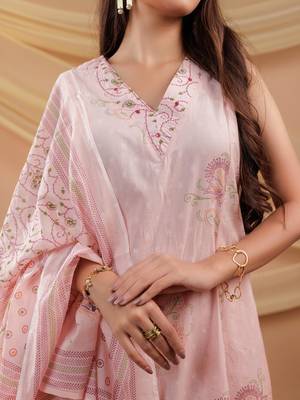  cotton pink sleeveless kurta dupatta set 4