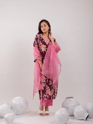  burgundy floral print cotton straight kurta trouser with dupatta set 2
