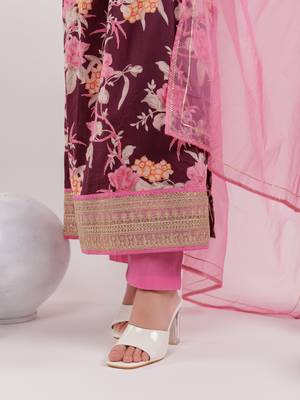  burgundy floral print cotton a-line empire kurta trouser & dupatta set 5
