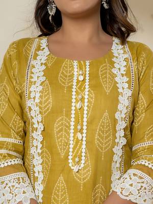  yellow patch work pure cotton straight kurta and dupatta set 4