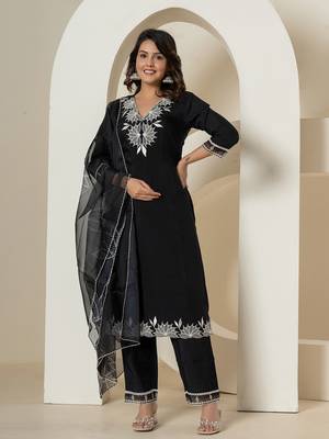  black embroidered silk blend straight kurta bottom dupatta set 1